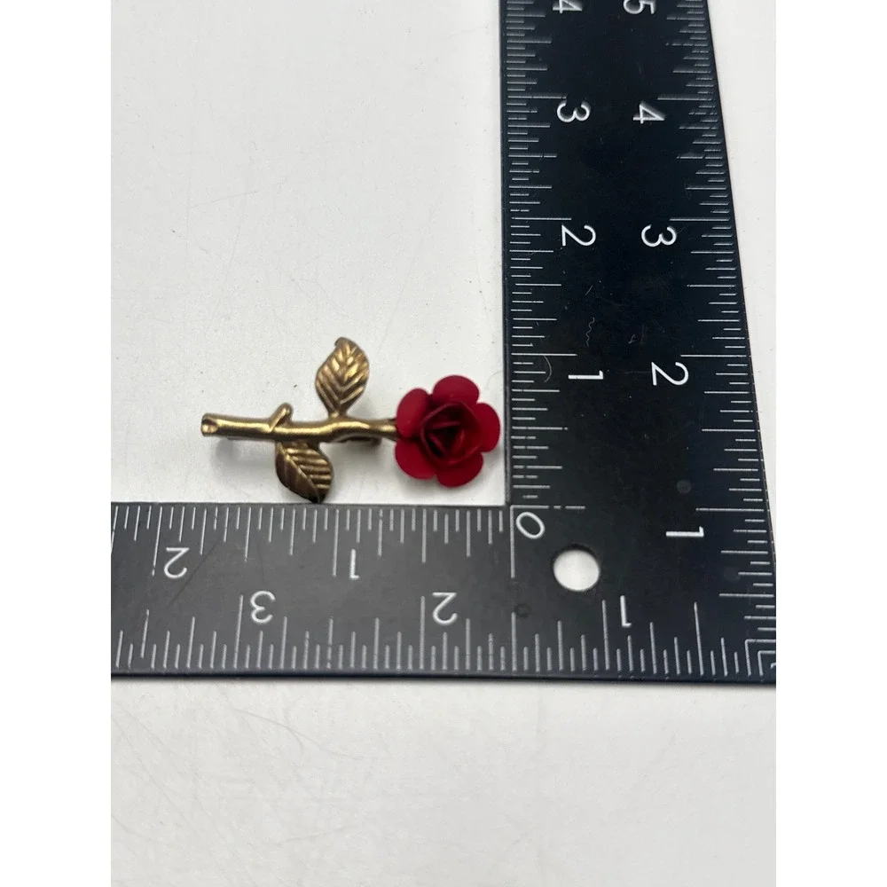 Vtg Gold Tone Red Rose Flower Brooch Pin Textured Stem Leaf Botanical Jewelry